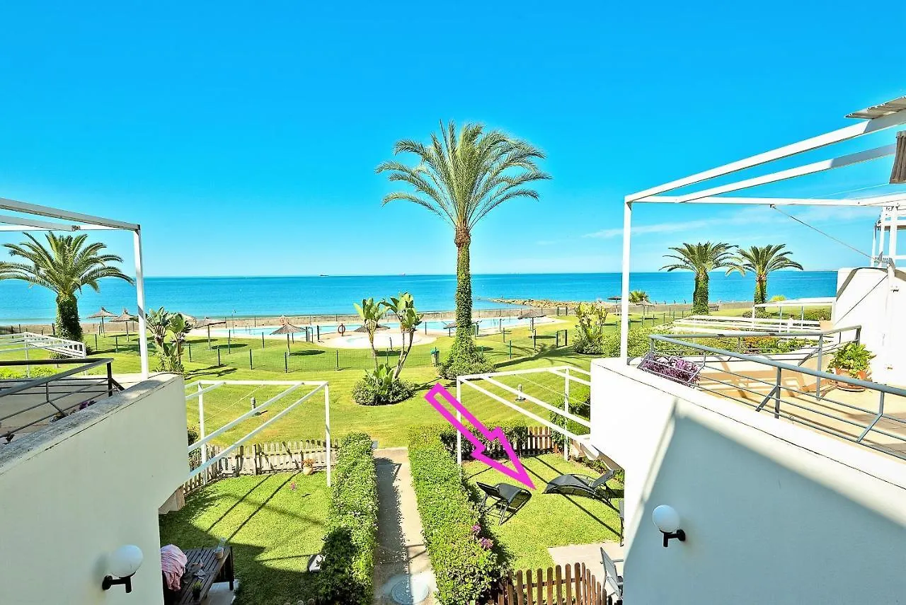 On Beach Deluxe Apartment With Pools And Own Garden El Puerto de Santa Maria