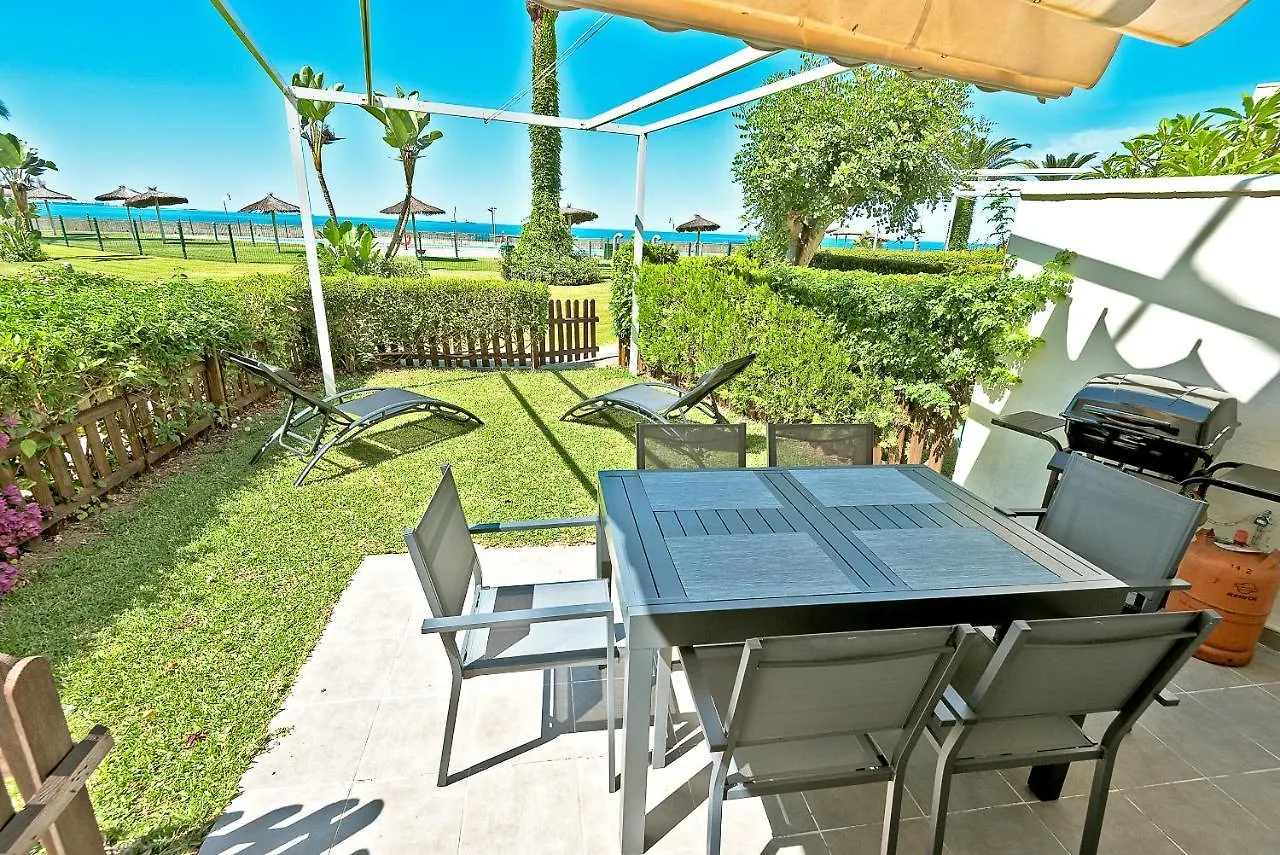 On Beach Deluxe Apartment With Pools And Own Garden El Puerto de Santa Maria
