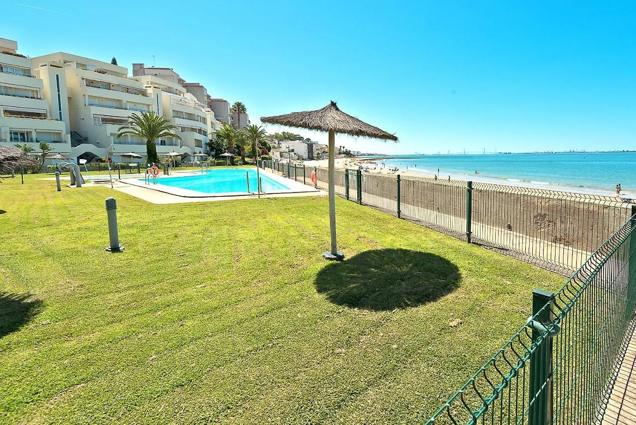 On Beach Deluxe Apartment With Pools And Own Garden El Puerto de Santa Maria