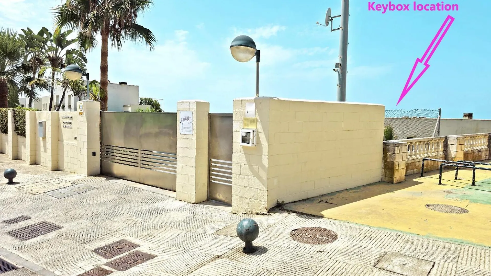 On Beach Deluxe Apartment With Pools And Own Garden El Puerto de Santa Maria Spain