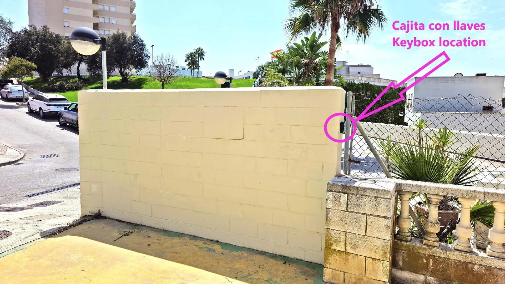 On Beach Deluxe Apartment With Pools And Own Garden El Puerto de Santa Maria